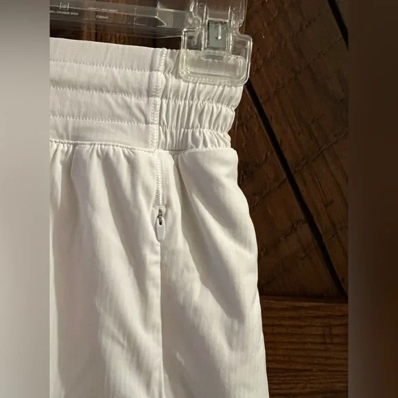Lululemon Hotty Hot High-Rise Long White Reflective Skirt Skort size 2 NWOT - Picture 7 of 13